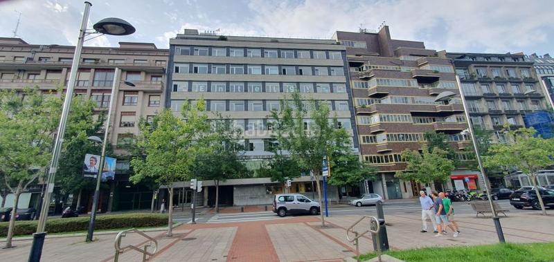 Foto b38ee24a-468e-4d73-90be-2cc3b94bd979. Location bureau avec chauffage parking dans Albia Bilbao