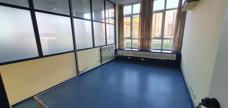 Foto a7e5fb4e-d971-4a44-9061-927ba070a893. Miete büro mit heizung in Pozokoetxe Basauri