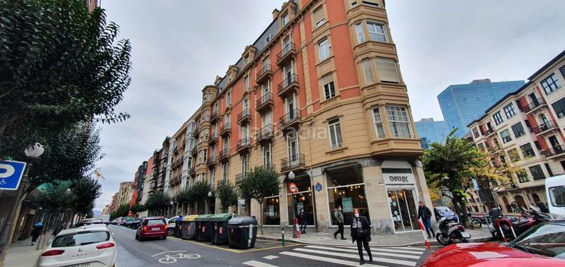 Foto ecce1b45-4b4d-428e-80e8-f89c9c95fa67. Affitto appartamento con riscaldamento parcheggio in Bilbao