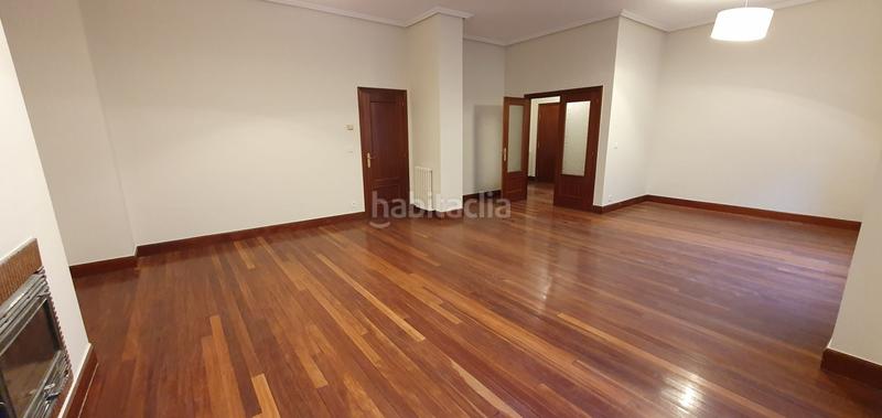 Foto e7ab2ca3-5152-4592-9c23-f73ab0d916b8. Miete etagenwohnung mit heizung parking in Abandoibarra - Guggenheim Bilbao