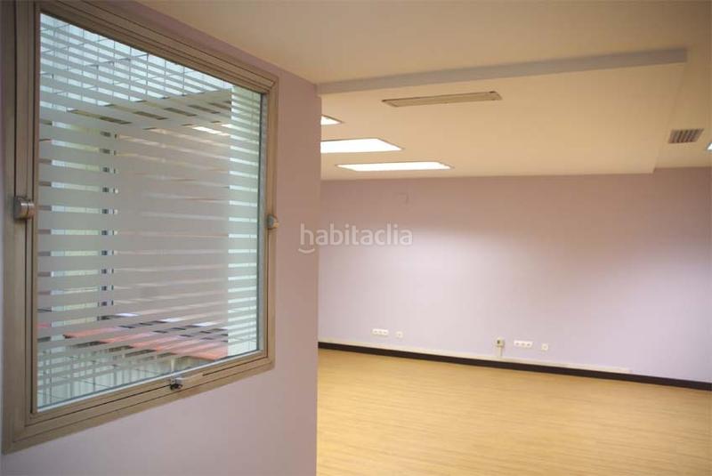 Foto b253ff96-7413-49ed-ad80-fa0b2e6acaad. Location bureau avec chauffage parking dans Albia Bilbao