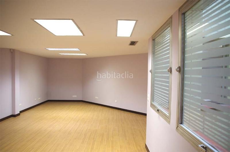 Foto e0e4302f-4289-4cd7-9df2-8ebe3f2d061e. Miete büro mit heizung parking in Albia Bilbao