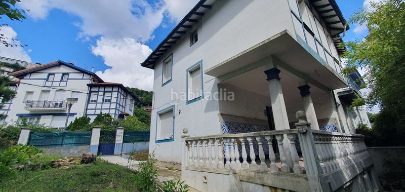 Foto 231e7c86-3c34-44c8-8f04-8835097e19c7. Casa pareada en Matiko - Ciudad Jardín Bilbao