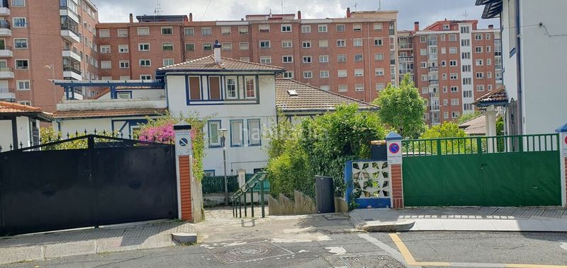 Foto 8f09cc9e-3232-447c-931e-c46693de46e3. Casa pareada en Matiko - Ciudad Jardín Bilbao
