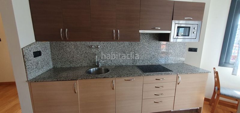 Foto ce9c46a7-4352-4ef4-9168-cc7e75fd3480. Pis amb calefacció piscina a Lutxana - Llano Barakaldo