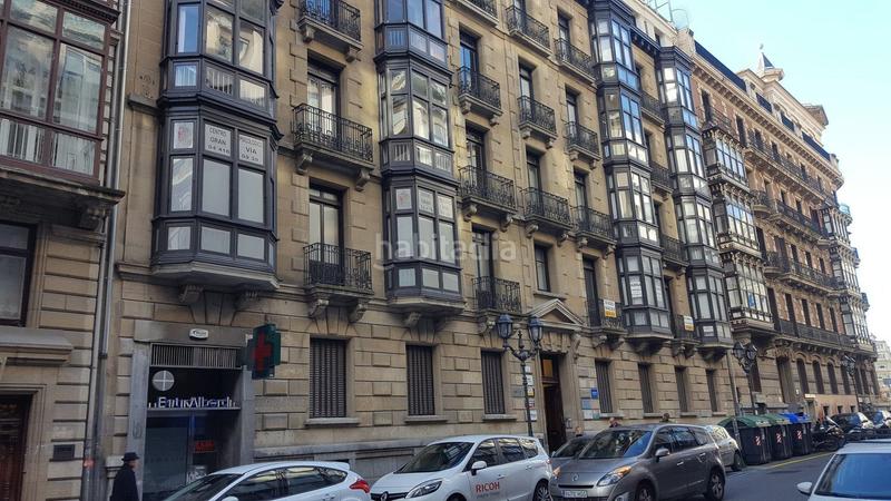 Foto e117ec94-e2e9-42a0-9284-4145fbb0acb9. Lloguer local comercial a Ensanche - Moyua - Diputación Bilbao