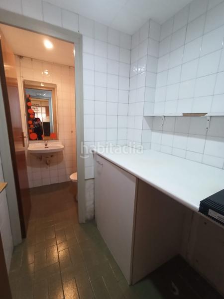 Foto 285e0154-d071-4636-8b27-1b4db1554c6f. Affitto ufficio in avinguda de la constitució 180 in Castelldefels