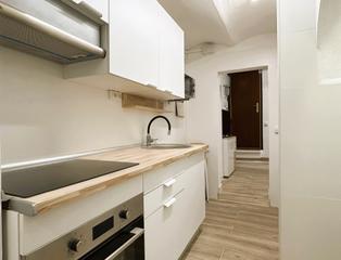 Zweistöckige Wohnung  Carrer d'elkano