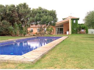 Mas à Son Vilar-Trepucó. Casa de campo de estilo contemporaneo en es castell