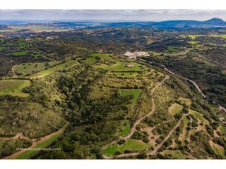 Terreno residencial en Ferreries poble. Finca rustica con vistas al mar en ferreries-menorca