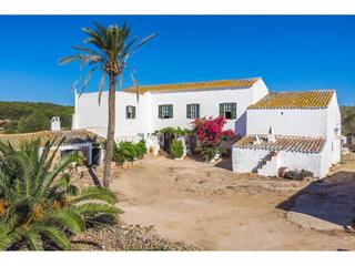 Propriété à Ciutadella. Finca rústica con casa antigua de más de 200 años en ciudadela