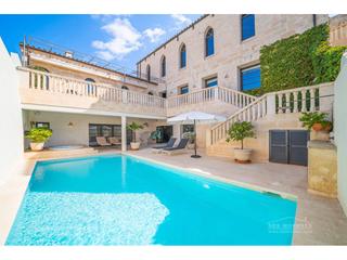 Casa a Centre Històric. Casa histórica en venta en centro de mahón