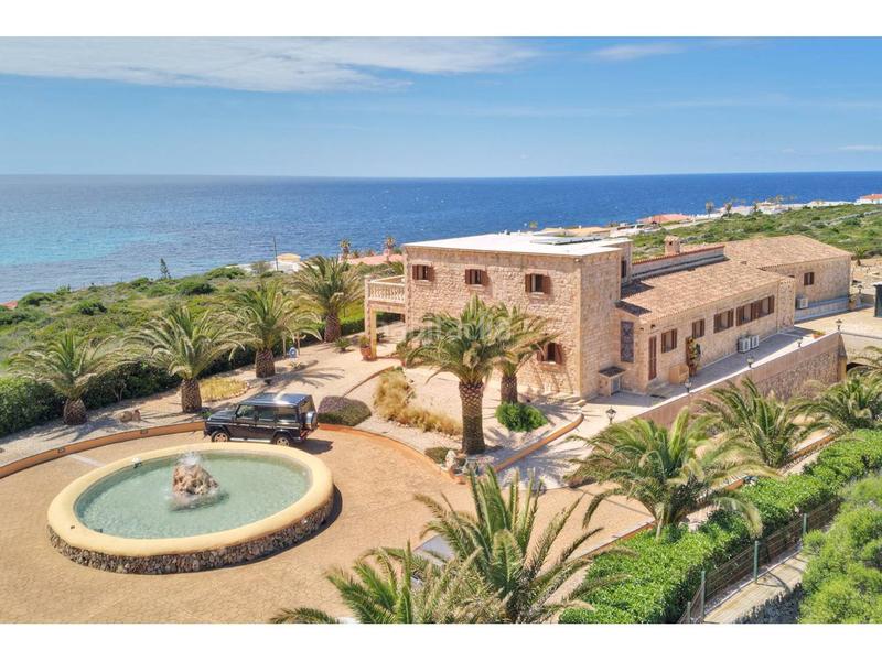 Foto 58a6870d-ff16-48d4-af3d-cbfcf24183eb. Chalet avec parking dans Biniancolla-Punta Prima Sant Lluís