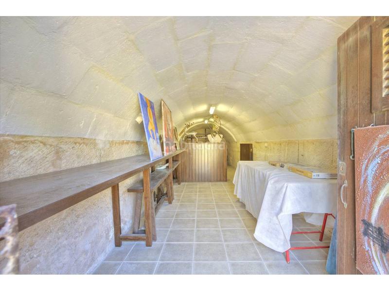 Foto bcc6b4c9-aea8-49e5-93d5-25bcc7bc5fc0. Chalet avec parking dans Biniancolla-Punta Prima Sant Lluís