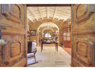 Propriété à Alaior Poble. Gran finca con casa de campo antigua y boyeras reformadas en ala
