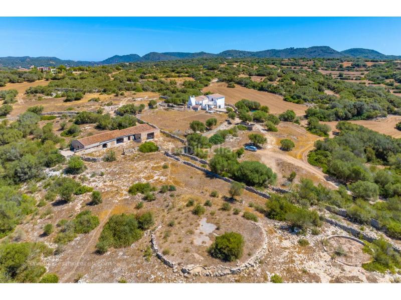Foto 544994bb-e7fa-4ae2-aaaa-ddd7046f8aa2. Finca rústica hermosa finca rústica en el barranc dalgendar, menorca propiedades exclusivas a la venta en Ferreries