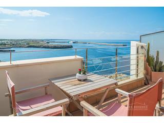 Appartement à Ciutadella. Ático dúplex en primera línea y vista al mar en ciudadelamenorca