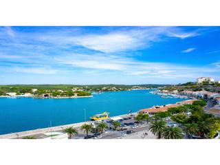 Solar industrial a Camí de Ses Vinyes. Gran solar edificable situado en el centro de mahón, menorca