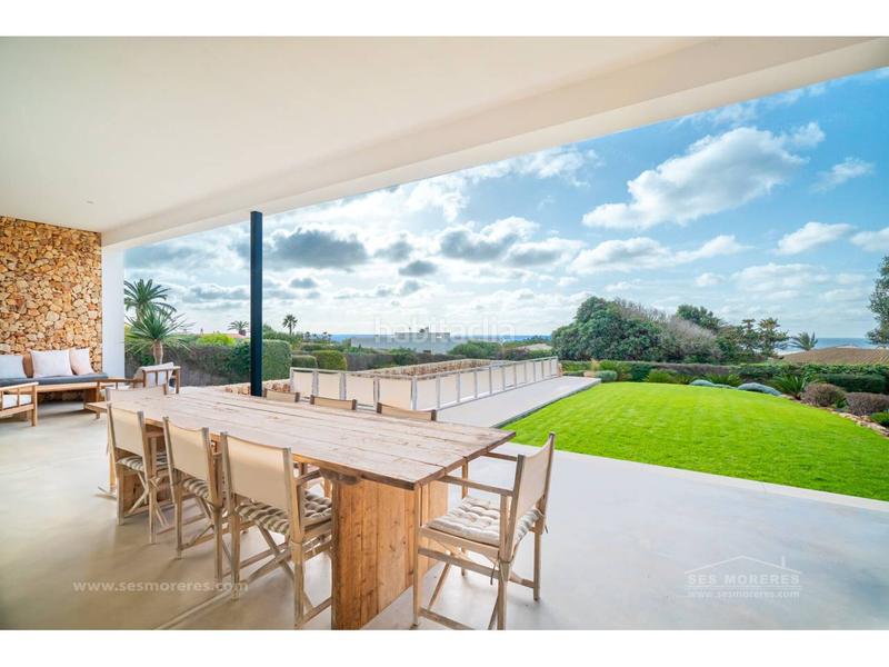 Foto bc5eb705-e8bc-45a9-8e92-603c40788e19. Chalet exclusivo chalet de diseño vanguardista con vistas al mar en binidalí en Maó