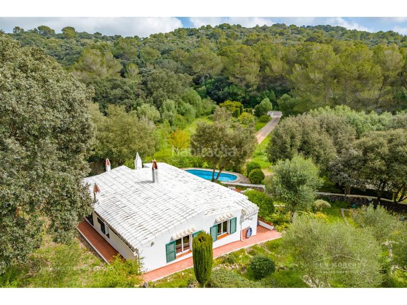 Foto a31b0d92-1aef-49e4-9e44-735be8a95374. Masía refugio de luz y naturaleza en el corazón de menorca en Es Mercadal