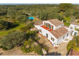 Mas à Llucmaçanes. Auténtica casa de campo menorquina en llucmaçanes