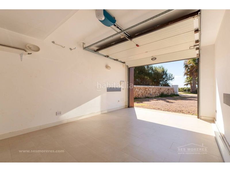 Foto 541f563d-5176-4ec4-a62b-1802720d08fd. Xalet amb aparcament piscina a Cala Blanca Ciutadella de Menorca