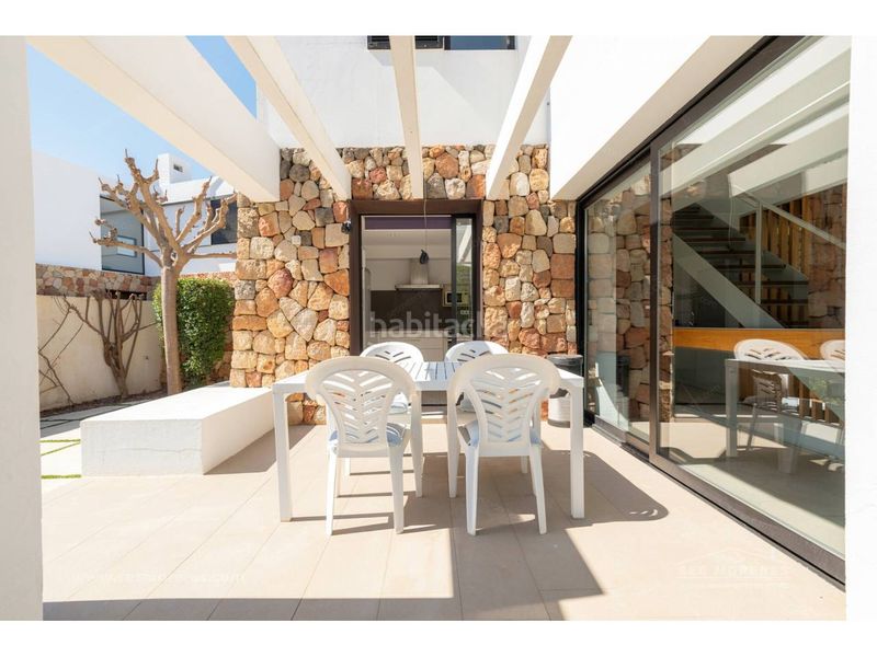 Foto ae47bedb-2516-4620-ba13-60e679f3d5a2. Xalet amb aparcament piscina a Cala Blanca Ciutadella de Menorca