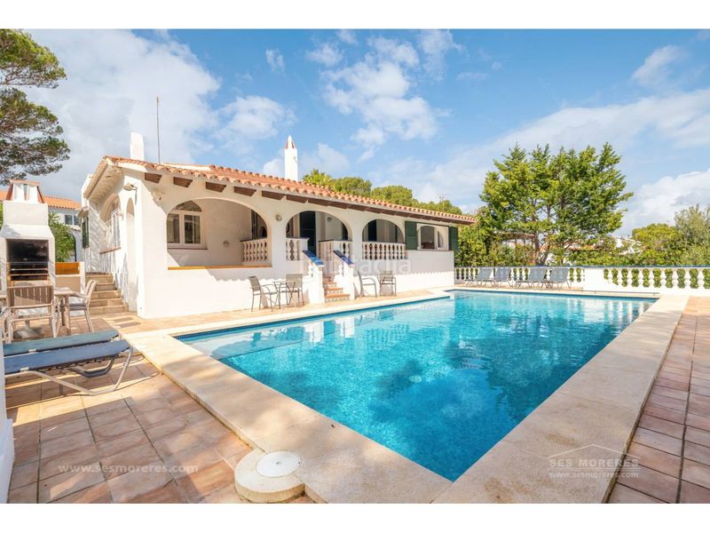 Foto f4204d3a-eca6-406f-9064-1e354016b5e0. Xalet amb piscina a Port d´Addaia Es Mercadal