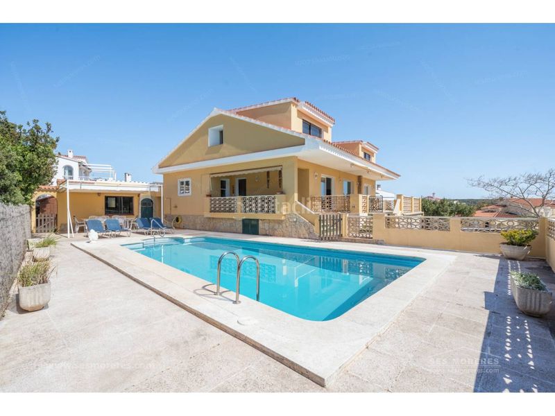 Foto fa4c49e8-e120-4f00-ae49-d9f58cbdda1b. Xalet amb piscina a Santa Anna-Sol de l´Est Es Castell