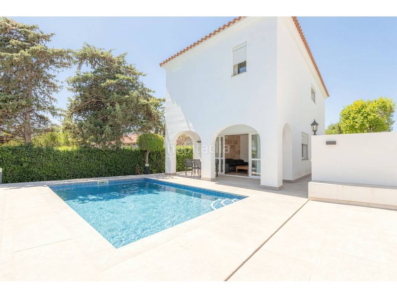 Foto a518d14b-89b3-4131-af36-55597084e567. Xalet amb aparcament piscina a Cala en Porter Alaior