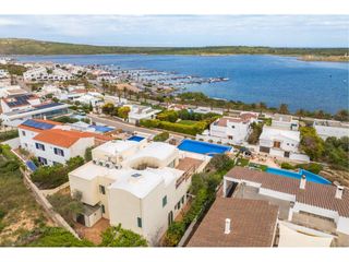 Xalet a Fornells. Exclusivo chalet con vistas a la bahía de fornells