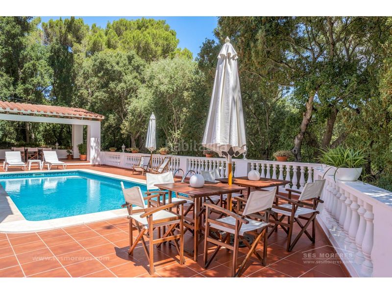 Foto 9782f50f-d6f0-43ff-a776-e0645e5f653d. Masia amb aparcament piscina a Es Mercadal poble Es Mercadal