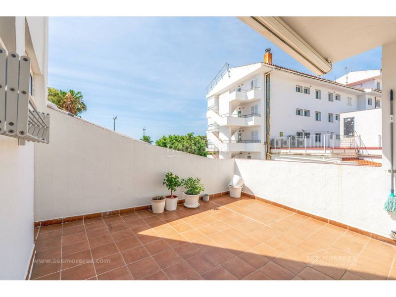 Foto 0018a177-1d9d-40cd-8323-f41a6706b754. Casa amb aparcament a Avinguda Menorca-Sínia Costabella Maó / Mahón