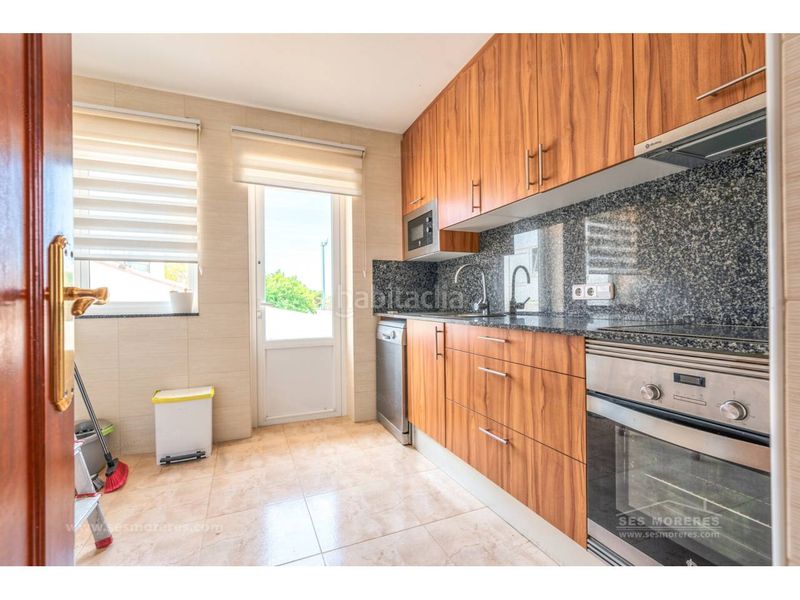 Foto c5b6bd54-13f7-4cfe-bd93-fd4b069db281. Casa amb aparcament a Avinguda Menorca-Sínia Costabella Maó / Mahón