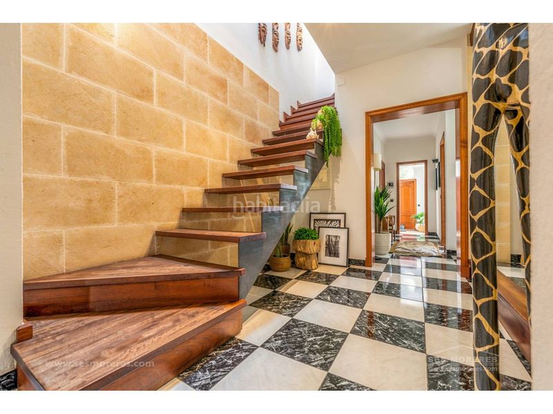 Foto f9249438-1f12-4ef6-a4ab-c0d16be7d485. Casa amb aparcament a Avinguda Menorca-Sínia Costabella Maó / Mahón