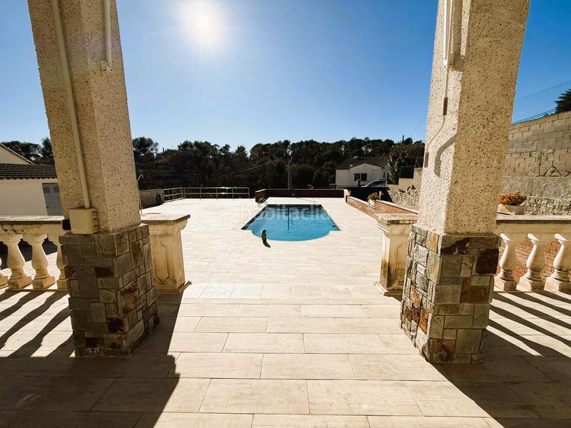 Foto e355784e-ac6c-4c1d-8898-b8a331cb1ded. Casa  4 vientos completamente reformada con piscina en lliça d'amunt en Lliçà d´Amunt