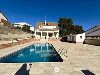 Casa  Avinguda de pau casals. Casa 4 vientos completamente reformada con piscina en llia d'am