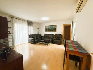 Etagenwohnung  Carrer d'alfons solà. Piso en venta en el centro de caldes de montbui