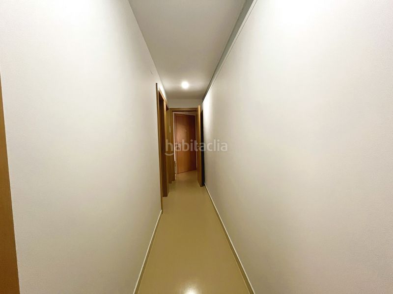 Foto a82eab47-4228-4488-a408-13cadd44309e. Pis amb calefacció aparcament piscina a Bon Pastor Barcelona