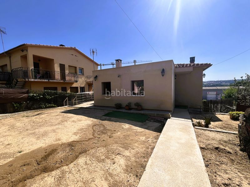 Foto 06939975-2334-46aa-9404-96a90ed38fb6. Casa amb xemeneia calefacció a Palau-solità i Plegamans