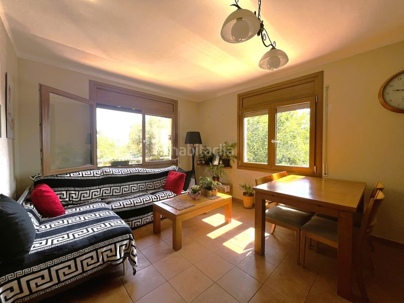 Foto b925f565-2a7a-4a96-90a5-f4831ba96fe0. Casa amb xemeneia calefacció a Palau-solità i Plegamans
