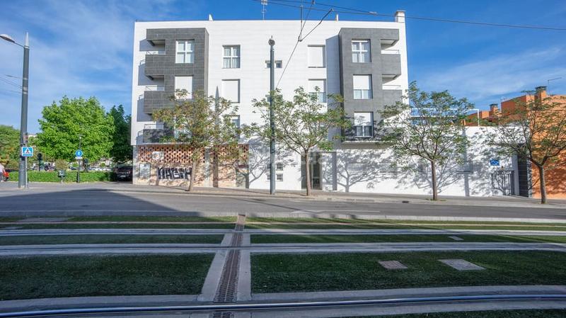 Foto 8b37f11d-2905-46f9-9abc-51cf72f9a8e7. Miete autoparkplatz in avenida de juan pablo ii 31 in Granada