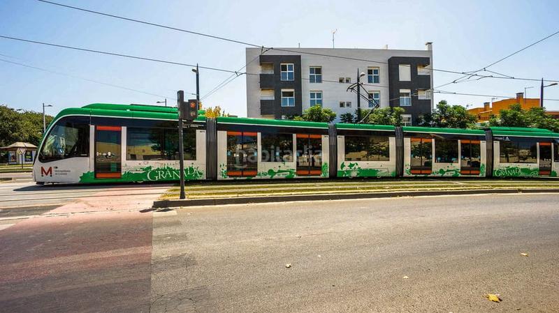 Foto 8c07c072-931e-43f8-9ab9-db2c1ef1a80b. Miete autoparkplatz in avenida de juan pablo ii 31 in Granada