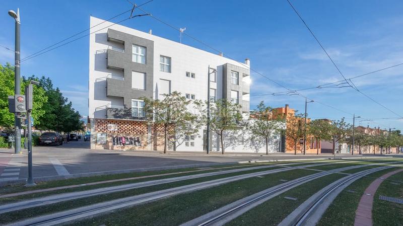 Foto c97527b8-58f3-4bb5-b74c-3e2b1ec68ee3. Miete autoparkplatz in avenida de juan pablo ii 31 in Granada