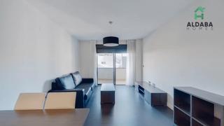 Location Appartement à Calle profesor manuel garzón pareja 36. Piso de dos dormitorios con zonas comunes