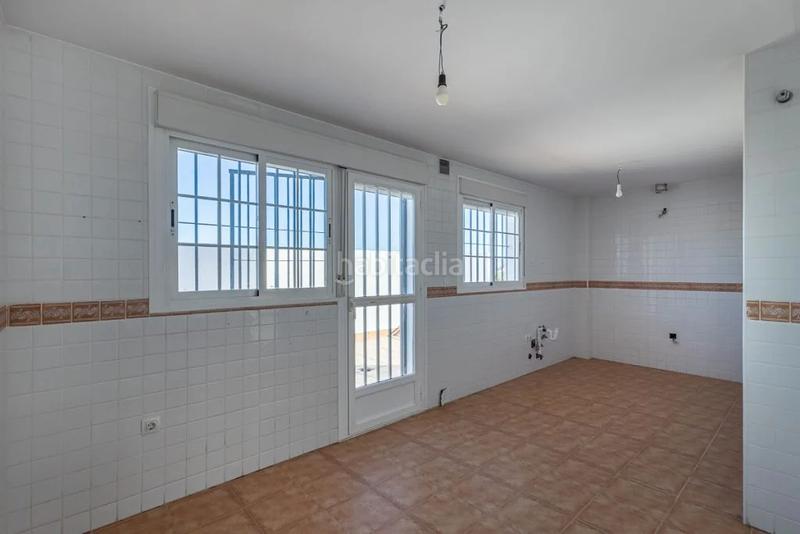 Foto 4955b5ff-8819-4630-8182-b80ae80c2657. Casa in calle serrallo 33 in Gójar