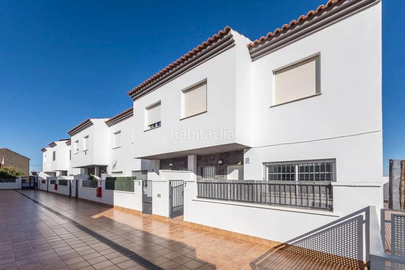 Foto f3b0a68c-9c5f-410f-bee9-2d4d2f350abd. Casa in calle serrallo 33 in Gójar