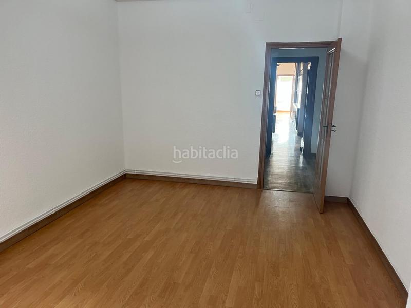 Foto 7dc83f3a-0858-4216-bb21-8683ea323e88. Rent flat in Gran Via Valencia