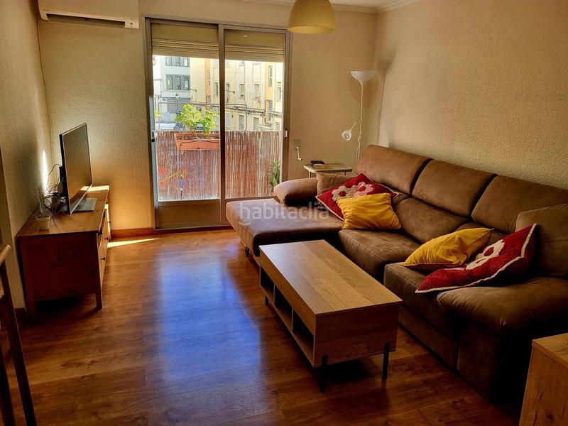 Foto c2d9128f-5c5d-42f8-80e1-6152bebc71c2. Alquiler piso estupenda vivienda en la malvarrosa a unos metros de la playa en Valencia