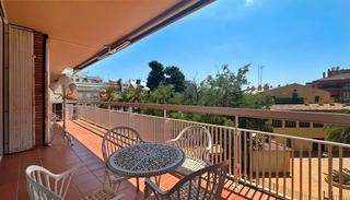 Appartement à Sant Gervasi - Galvany. Exclusivo piso alto en c/freixa con terraza y zona comunitaria